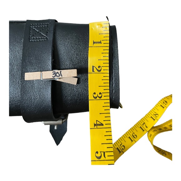 WILLIE AND MAX Tool Pouch Bag Motorcycle Accessory Storage - Picture 9 of 14